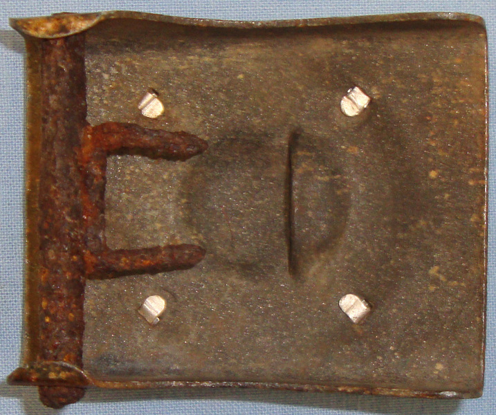 A 1937 Nazi German Army Buckle imprinted - ‘GOTT MIT UNS’ ‘God is with us’. N 87 A 1937 Nazi German Army Buckle imprinted - ‘GOTT MIT UNS’ ‘God is with us’. N 87 Antique & Militaria