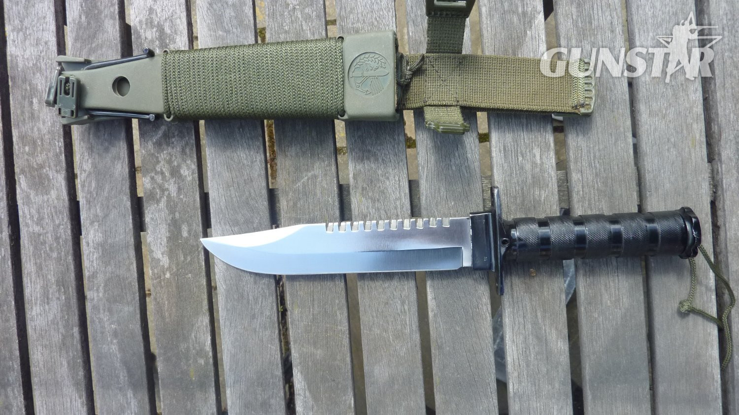 Universal survival Knive - {CATEGORY} in 