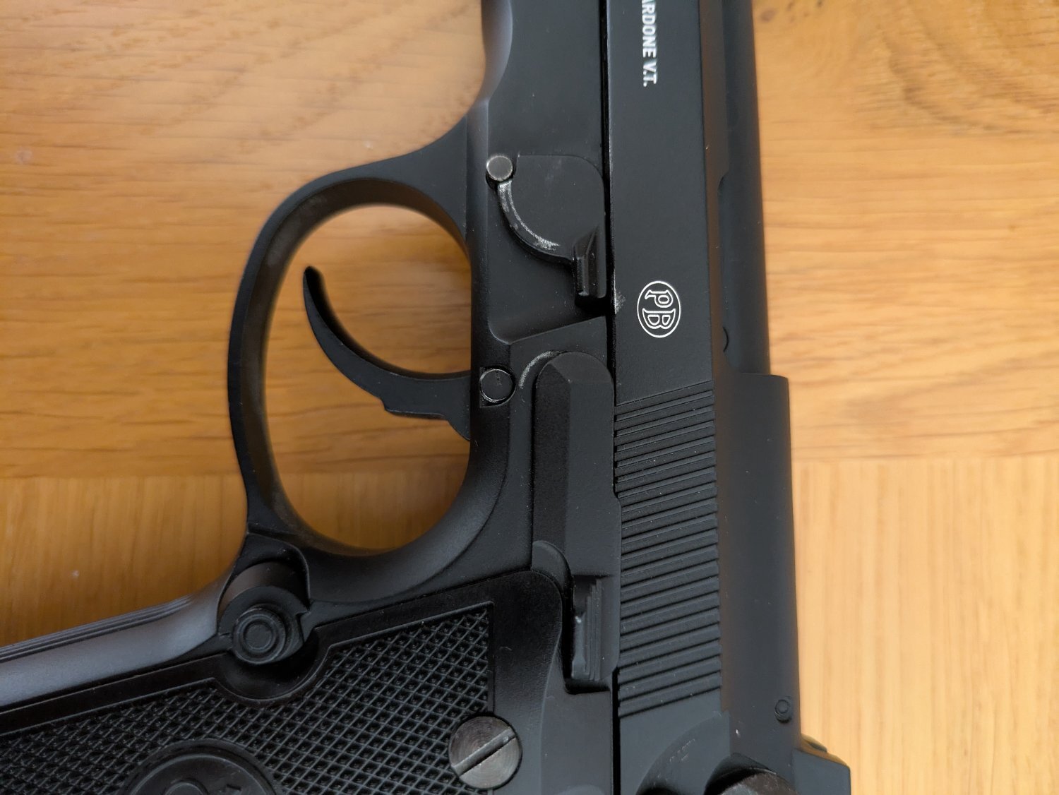 Umarex Umarex Beretta 92 CO2 .177 BB Blowback action. 4.5mm - {CATEGORY}