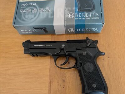 Umarex Umarex Beretta 92 CO2 .177 BB Blowback action. 4.5mm