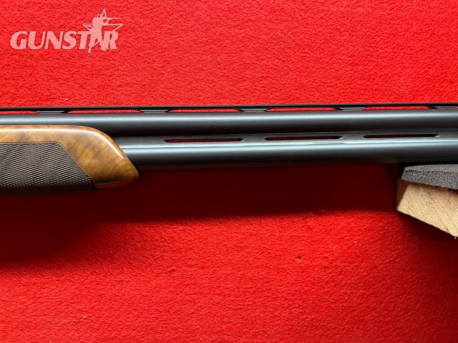 Beretta 694 Black DLC Over and Under 12 Bore/gauge - {CATEGORY} in 
