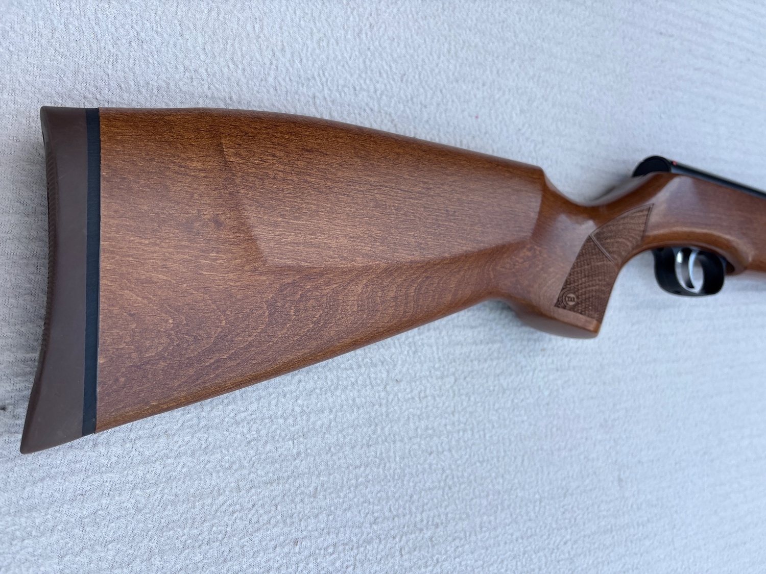 {CATEGORY} - Weihrauch I bought this .177 calibre HW99S and it hasn’t had much use and been sat in my gun cabinet for a while. It a legitimate UK legal spec with Hull Cartridge stamped on the barrel with the number 2288577 next to it.  .177 in 