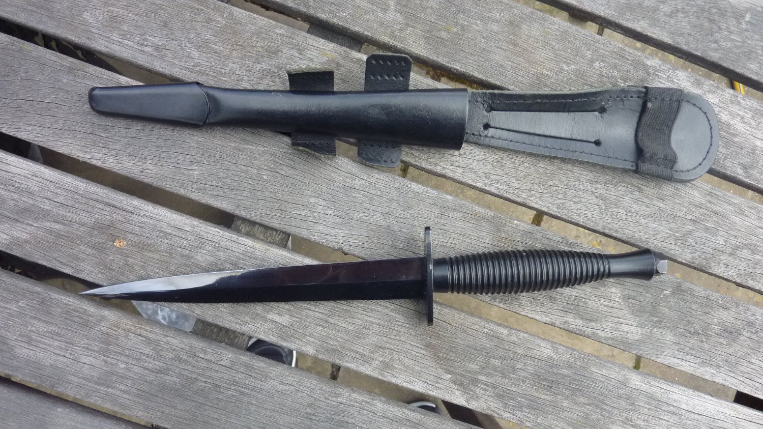  British Commando dagger Dagger