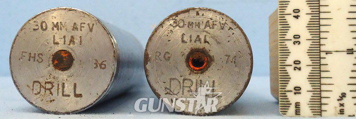  INERT DEACTIVATED. British L1A1 30mm Rarden (30 x 170) Cannon Round For The Warr INERT DEACTIVATED. British L1A1 30mm Rarden (30 x 170) Cannon Round For The Warr Antique & Militaria
