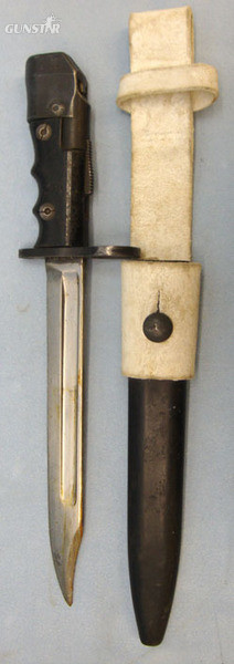 No 7 MK 1/L Swivelling Pommel Bayonet With Black Composite Grips For No 4 Rifles Bayonet in 