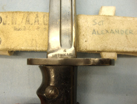  No 7 MK 1/L Swivelling Pommel Bayonet With Black Composite Grips For No 4 Rifles Bayonet