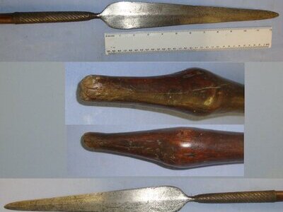 SCARCE**ORIGINAL**Victorian Zulu War Era Era Zulu Warrior’s Assegai Short Stabbing Spear. Sn 22866  Other Blade