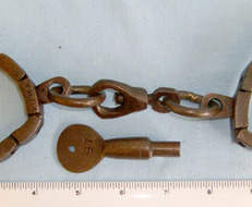 Hiatt Flexible’ Link Handcuffs Marked ‘Yuma’ To The Yuma Police Dept, Arizona , USA Nu Other Accessory