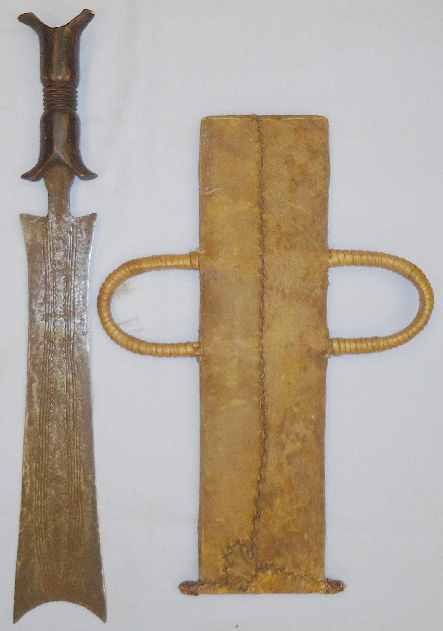  Central African Kondo/Ikakalaka Sword with Hide Sheath. 21093. Sword