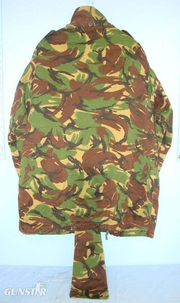 Original British NATO Airborne/ Parachutists Camouflaged Smock With Union Flag & Original British NATO Airborne/ Parachutists Camouflaged Smock With Union Flag & Clothing