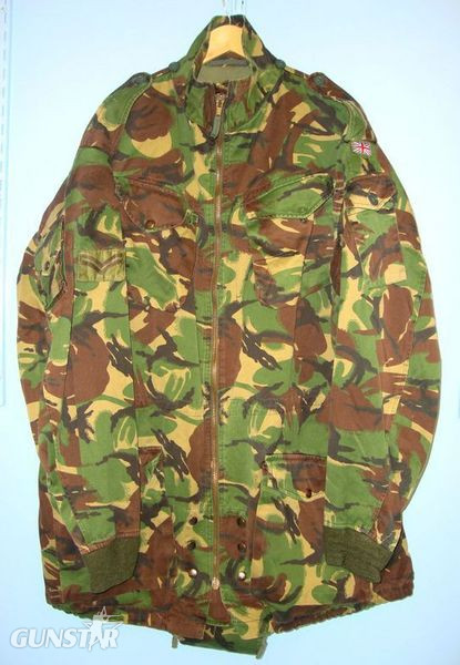 Original British NATO Airborne/ Parachutists Camouflaged Smock With Union Flag & Original British NATO Airborne/ Parachutists Camouflaged Smock With Union Flag & Clothing in 