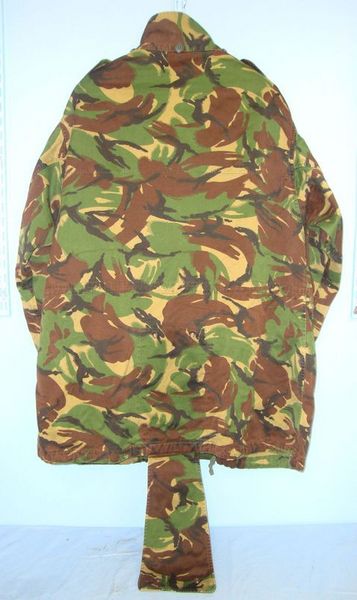 Original British NATO Airborne/ Parachutists Camouflaged Smock With Union Flag & Original British NATO Airborne/ Parachutists Camouflaged Smock With Union Flag & Clothing
