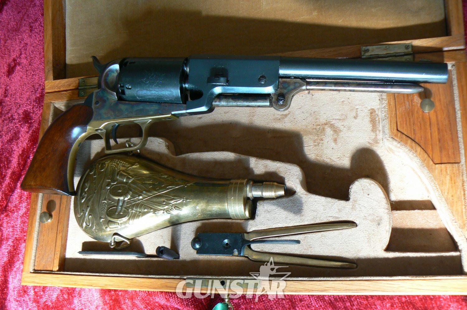  Uberti 1847 DRAGON REVOLVER .44 Revolver