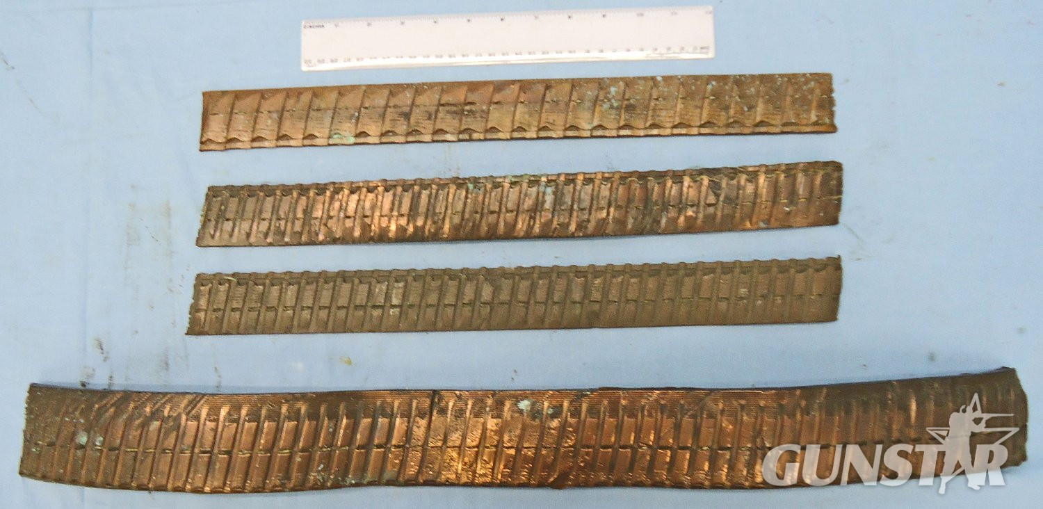 Collection of 4 British WW1 Fired Copper Driving Bands off 9.2 Inch & 6 Inch Siege Howitzer High Explosive Projectile. - O 2168 Collection of 4 British WW1 Fired Copper Driving Bands off 9.2 Inch & 6 Inch Siege Howitzer High Explosive Projectile. - O 2168  Other Ammunition - {CATEGORY} in 