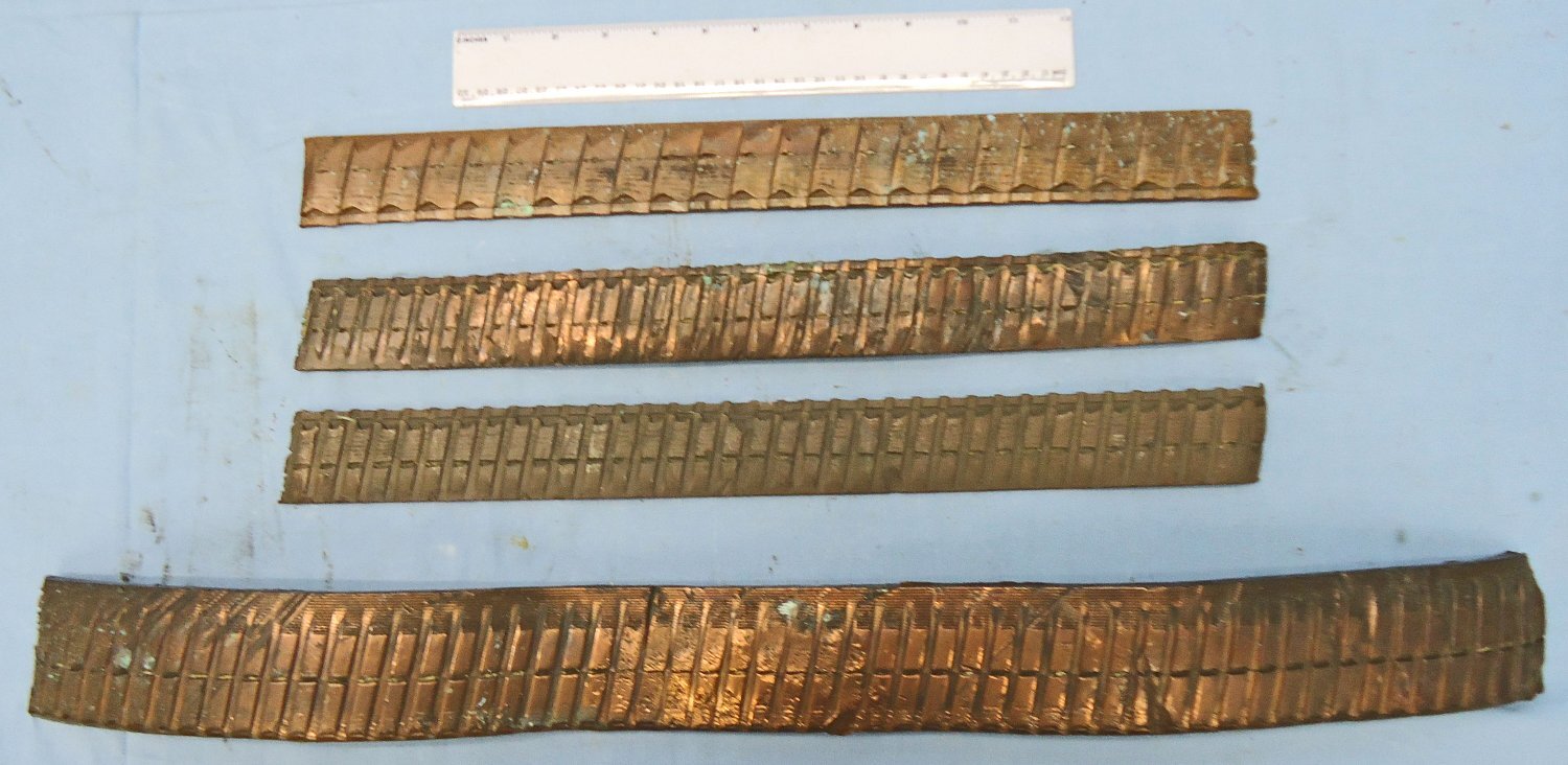 Collection of 4 British WW1 Fired Copper Driving Bands off 9.2 Inch & 6 Inch Siege Howitzer High Explosive Projectile. - O 2168 Collection of 4 British WW1 Fired Copper Driving Bands off 9.2 Inch & 6 Inch Siege Howitzer High Explosive Projectile. - O 2168  Other Ammunition - {CATEGORY} in 