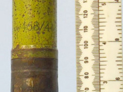 30 mm MK108 (30x90RB) HEI (High Explosive Incendiary) (M geschloss) Cannon Round WW2 INERT German 30 mm MK108 (30x90RB) HEI (High Explosive Incendiary) (M geschl Antique & Militaria