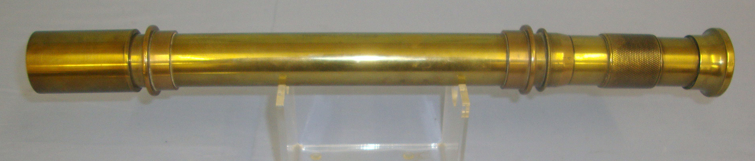 1906 Dated British WD Vickers Sons & Maxim Ltd Telescope Sighting No.4 (Mark 1) Brass 5.5 Magnification Sighting Scope For WW1 18 & 13 Pdr Field Artillery Guns. OPT 797  Sight & Optic