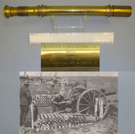1906 Dated British WD Vickers Sons & Maxim Ltd Telescope Sighting No.4 (Mark 1) Brass 5.5 Magnification Sighting Scope For WW1 18 & 13 Pdr Field Artillery Guns. OPT 797  Sight & Optic