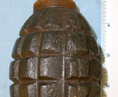 INERT DEACTIVATED, WW1 Austrian Schwerhand Heavy Fragmentation Hand Grenade With INERT DEACTIVATED, WW1 Austrian Schwerhand Heavy Fragmentation Hand Grenade With Antique & Militaria