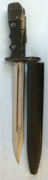 No 7 MK 1/L Swivelling Pommel Bayonet With Black Composite Grips For No 4 Rifles Bayonet in 