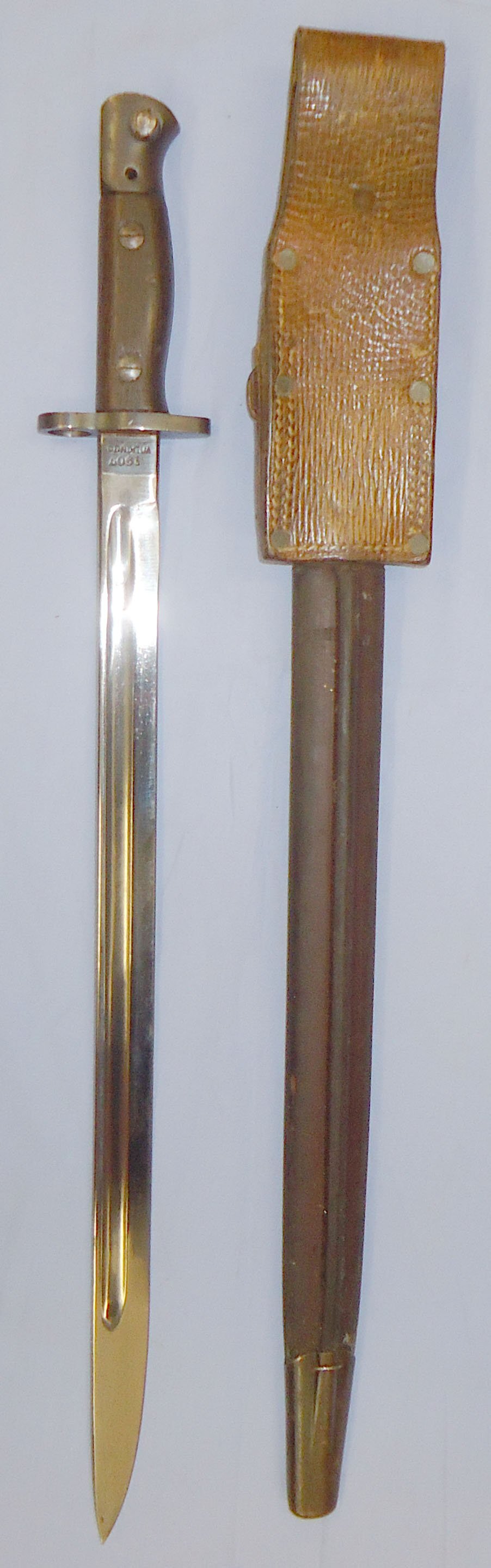  Matching Numbers* P1907 Bayonet by Wilkinson with Scabbard and Leather Frog. BAYO 482. Bayonet