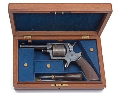 REDUCED by £750, TRANTER’S REVOLVER RETAILED BY JOHN BLISSETT SEVEN SHOT RIMFIRE .32 Revolver