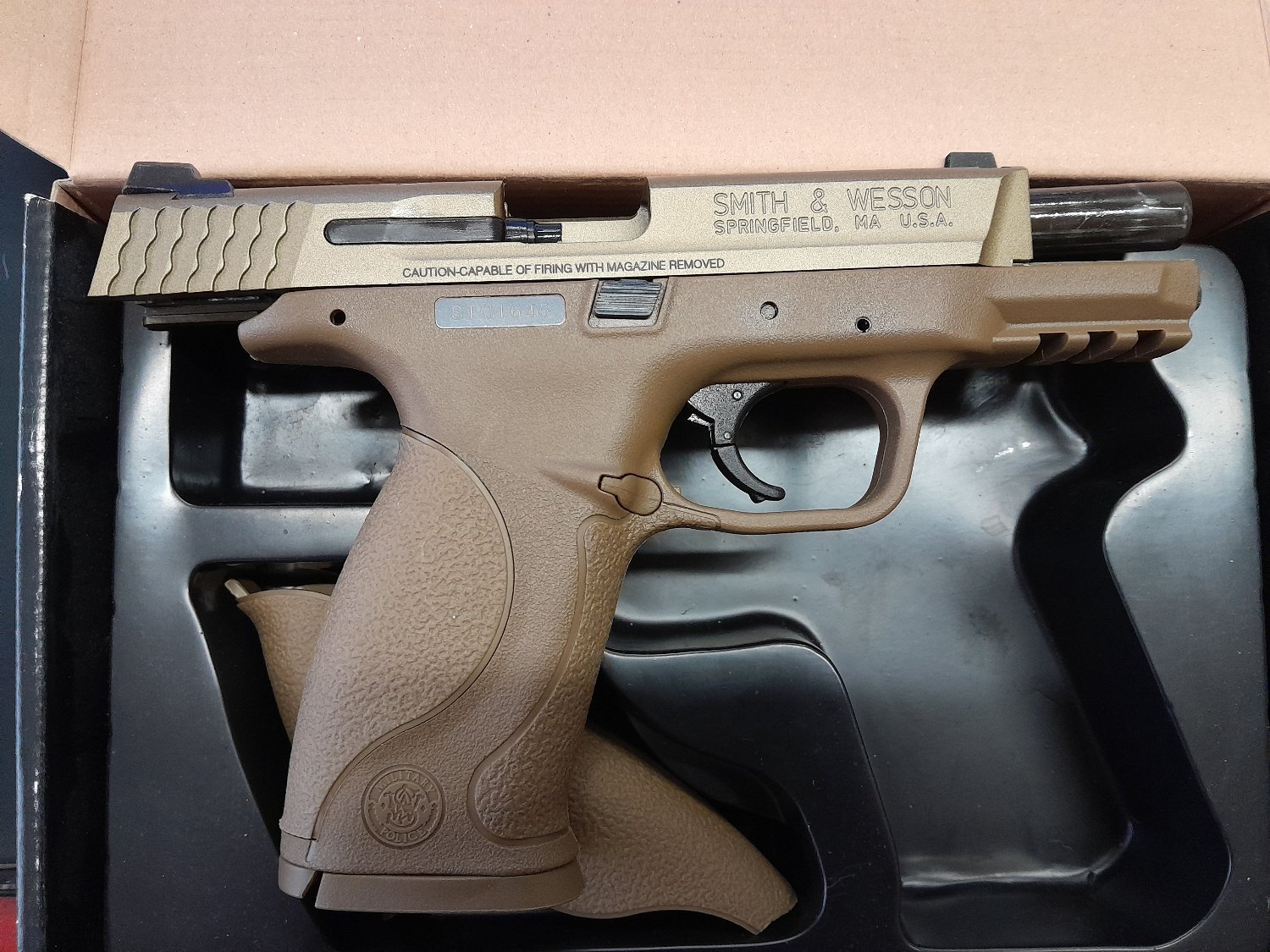 Smith & Wesson M&P 9 6 mm