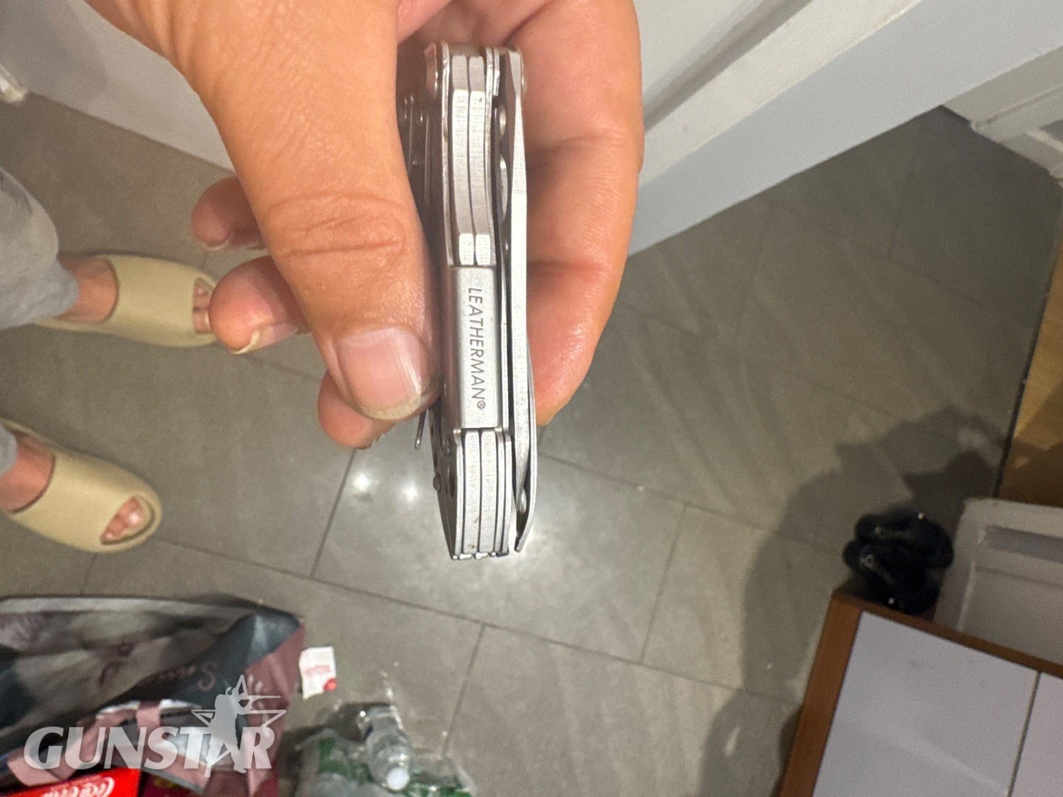  Leatherman Knive