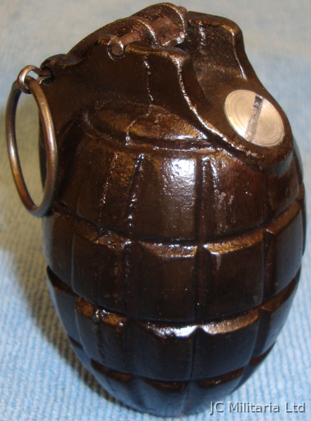 **INERT** DEACTIVATED**  September 1915, British Mills No 5 MK 1, Hand Grenade B **INERT** DEACTIVATED**  September 1915, British Mills No 5 MK 1, Hand Grenade B Antique & Militaria in 