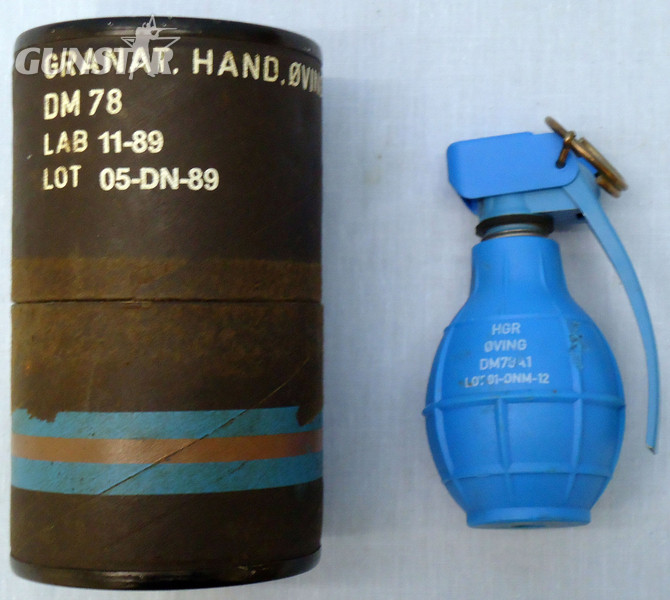 INERT DEACTIVATED. Mint Norwegian DM78 Practice Hand Grenade In Original Transit Tube. - O 1673 INERT DEACTIVATED. Mint Norwegian DM78 Practice Hand Grenade In Original Transit Tube. - O 1673  Other Ammunition in 