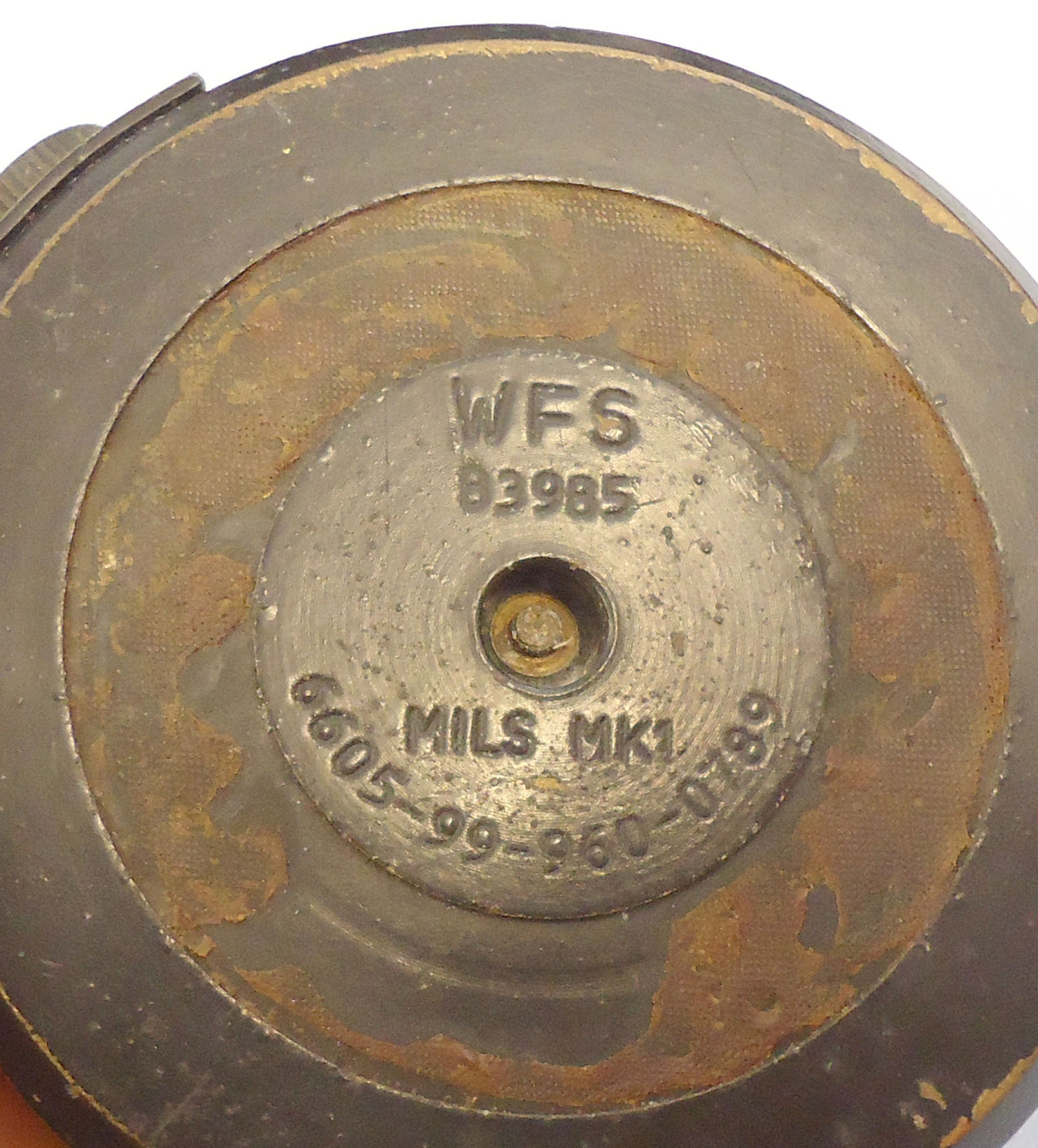 Military Issue MK1 Mils Prismatic Marching WFS Compass. MISC 885. Military Issue MK1 Mils Prismatic Marching WFS Compass. MISC 885. Antique & Militaria