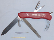 RARE**British GQ Parachute Co Ltd. RAF Air Crew Issue Swiss Victorinox Hunter Pattern Folding Multi Blade / Tool Clasp Knife (Swiss Army Type) With Stainless Steel Locking Blade. Sn 18094 Knive