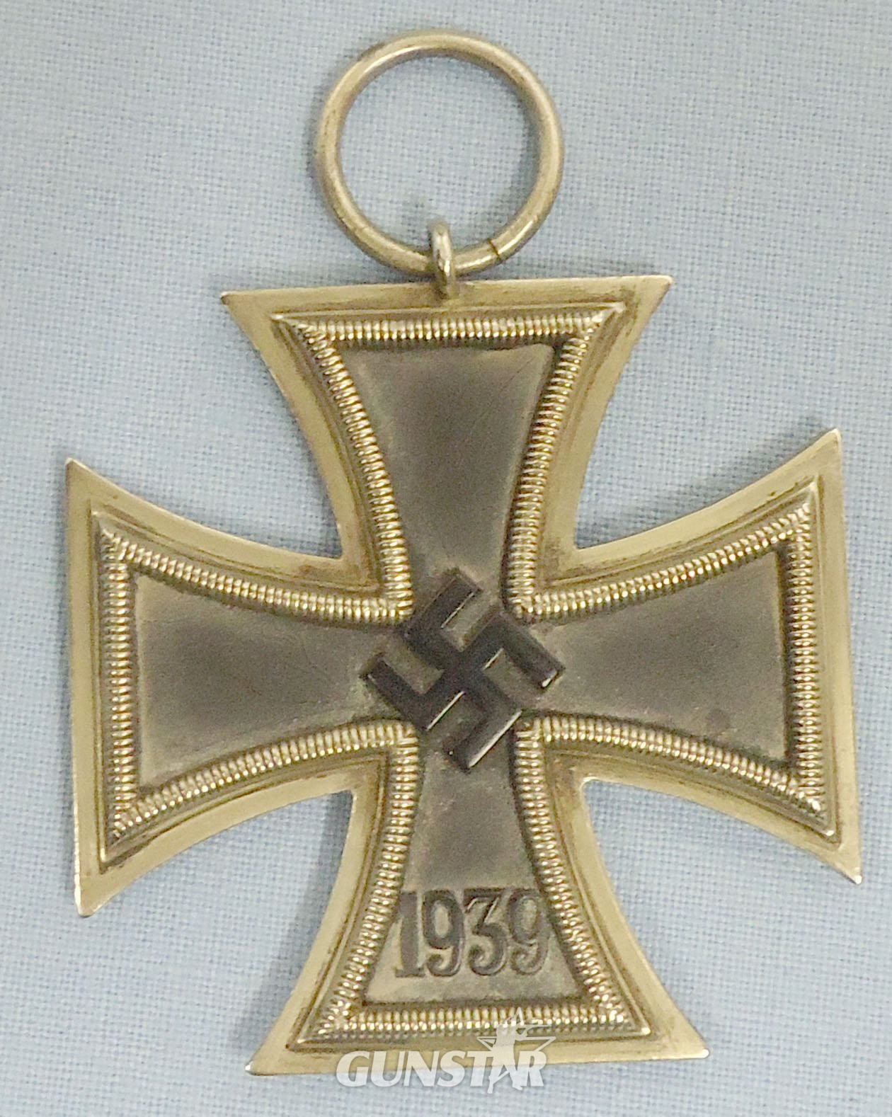 WWII Nazi Period 2nd Class Iron Cross by Klein & Quenzer A.G. M 140. WWII Nazi Period 2nd Class Iron Cross by Klein & Quenzer A.G. M 140.  Antique & Militaria in 