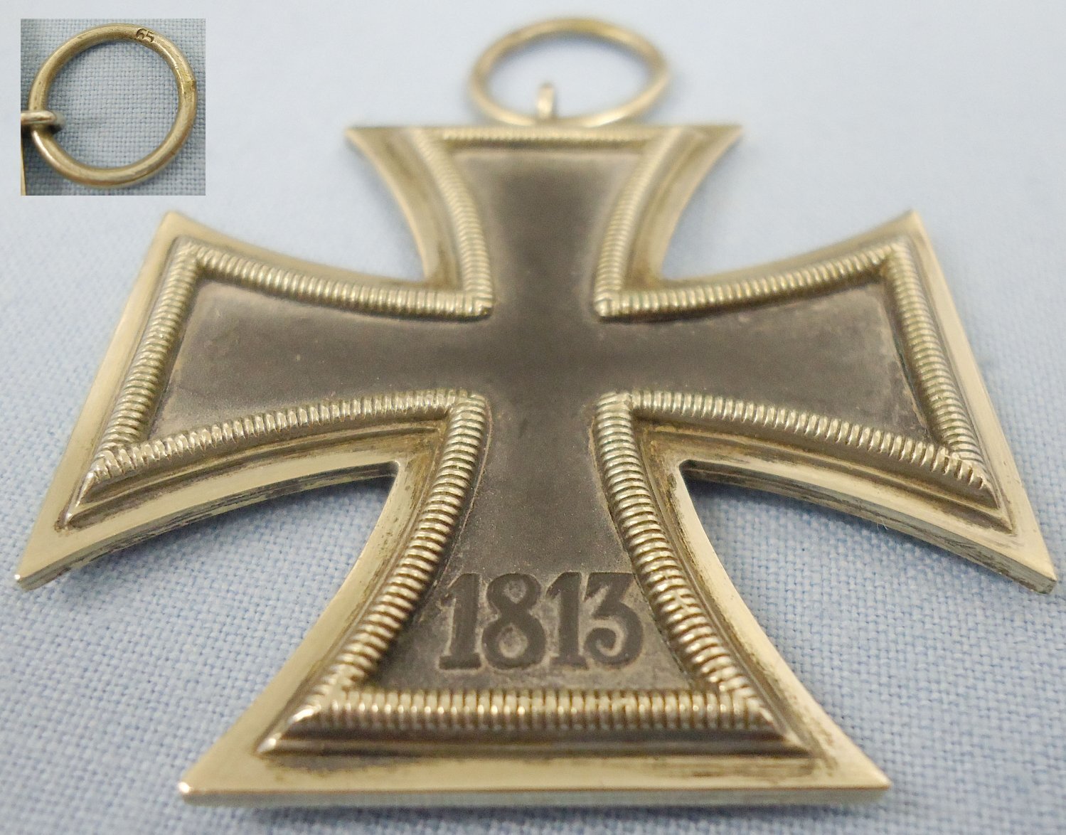 WWII Nazi Period 2nd Class Iron Cross by Klein & Quenzer A.G. M 140. WWII Nazi Period 2nd Class Iron Cross by Klein & Quenzer A.G. M 140.  Antique & Militaria