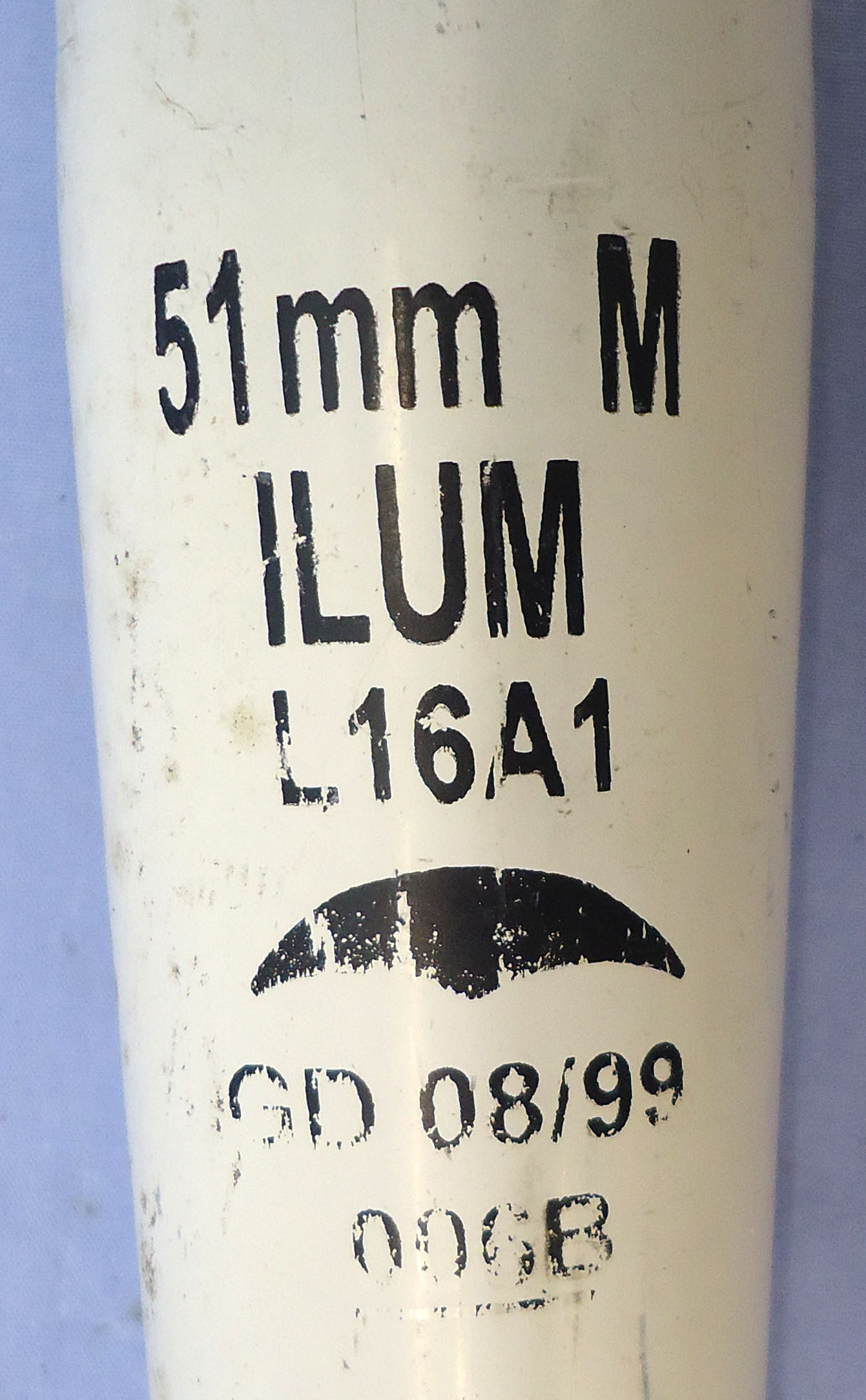 INERT DEACTIVATED. British 51mm L16A1 Illuminating Mortar For The L9A1 Mortar. - O 2029 INERT DEACTIVATED. British 51mm L16A1 Illuminating Mortar For The L9A1 Mortar. - O 2029  Other Ammunition 