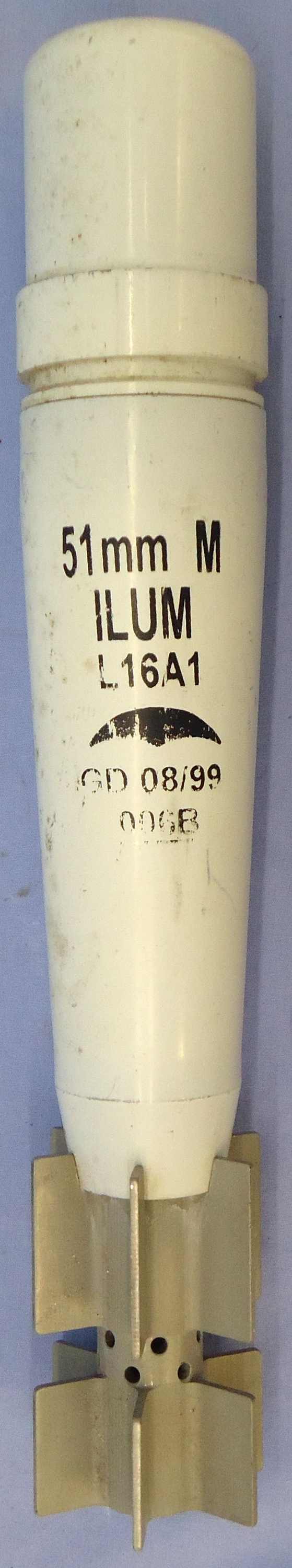 INERT DEACTIVATED. British 51mm L16A1 Illuminating Mortar For The L9A1 Mortar. - O 2029 INERT DEACTIVATED. British 51mm L16A1 Illuminating Mortar For The L9A1 Mortar. - O 2029  Other Ammunition - {CATEGORY} in 