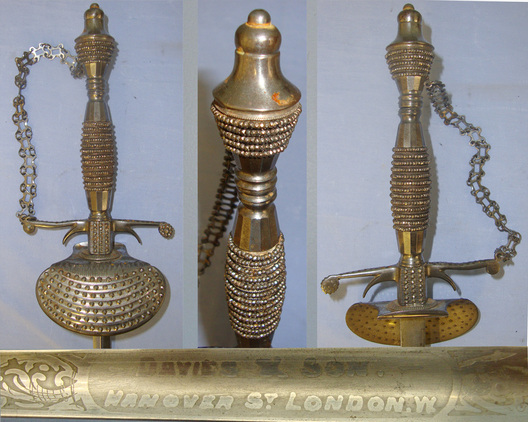 C1805 British Georgian Era Davies & Son Hanover London Court Small Sword With Ornate Clam Shell Hilt, Guard Chain & Scabbard. Sn 21064 Sword