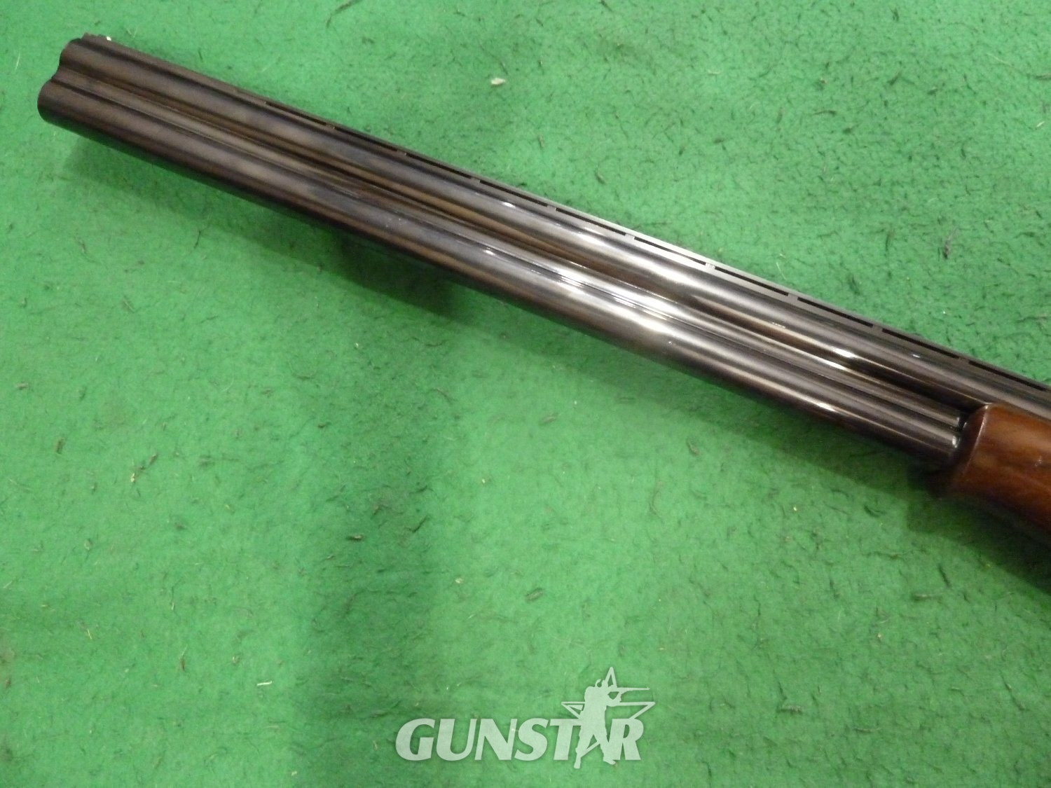 Browning B325 Grade 1 Sporting Over and Under 12 Bore/gauge
