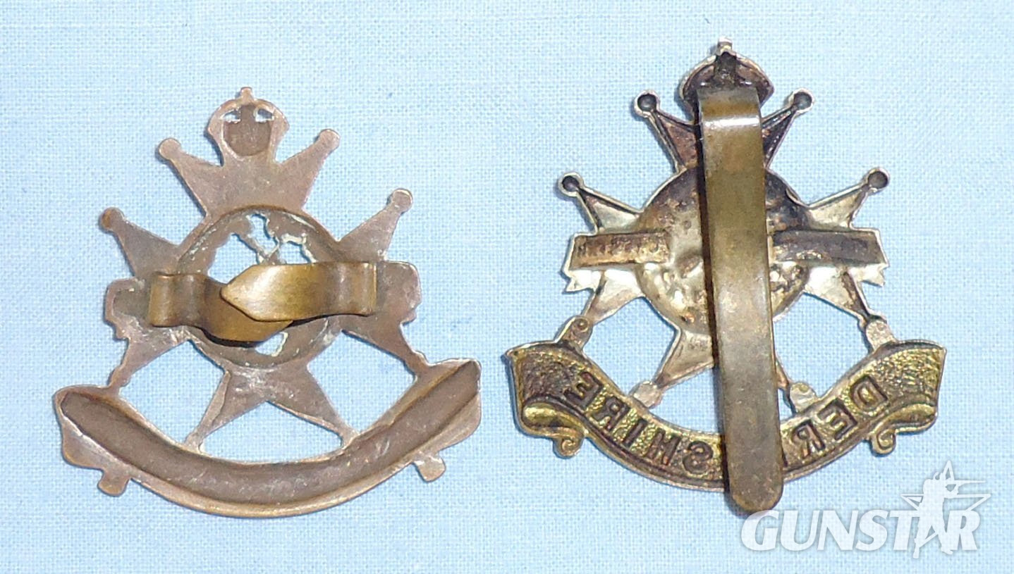  Pair* Derbyshire Regiment (Sherwood Foresters) & Notts & Derby Cap Badges. BA 895. Pair* Derbyshire Regiment (Sherwood Foresters) & Notts & Derby Cap Badges. BA 895.  Antique & Militaria