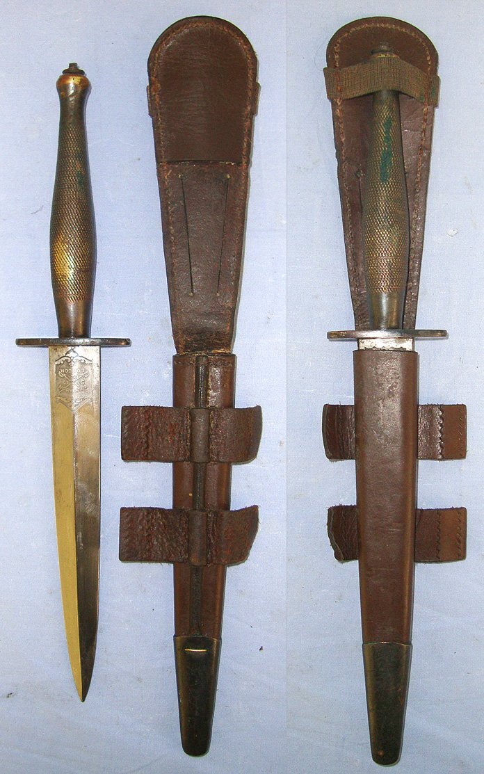  RARE**WW2 British Wilkinson Sword London 2nd Pattern Fairbairn Sykes FS Commando Fighting Knife With Double Etched & Blued Panels Blade & Scabbard. Sn 23484:92 Knive