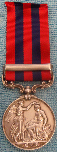  Antique & Militaria