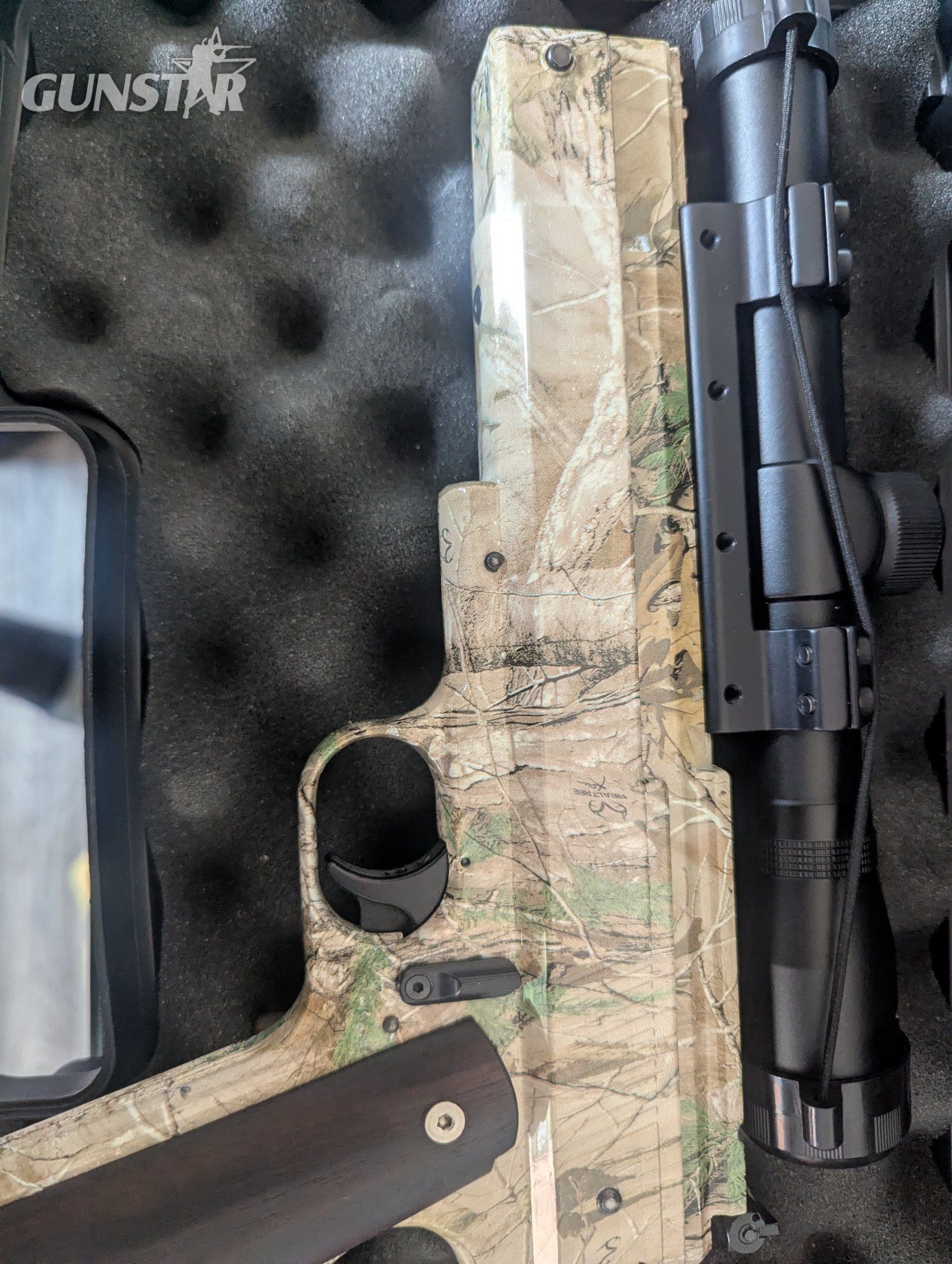 Smith & Wesson Realtree  .22 in 