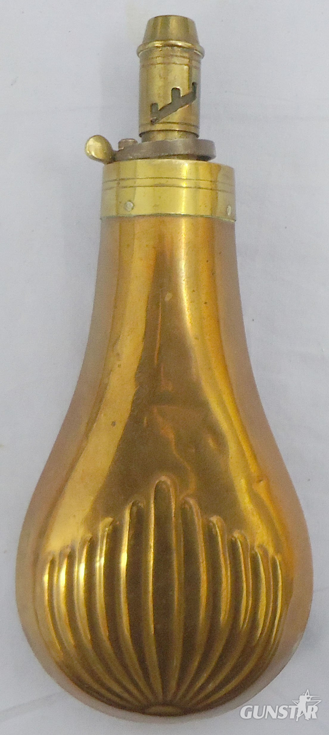 c1800’s Gun Size Embossed Fluted Design Copper Black Powder Flask with Graduated, Sprung Brass Nozzle Charger. 22441:34. c1800’s Gun Size Embossed Fluted Design Copper Black Powder Flask with Graduated, Sprung Brass Nozzle Charger. 22441:34. Other Accessory in 