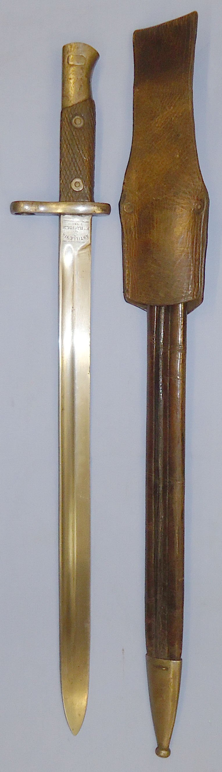  Spanish M1893 Sword Bayonet & Steel Mounted Leather Scabbard and Frog. BAYO 428. Bayonet