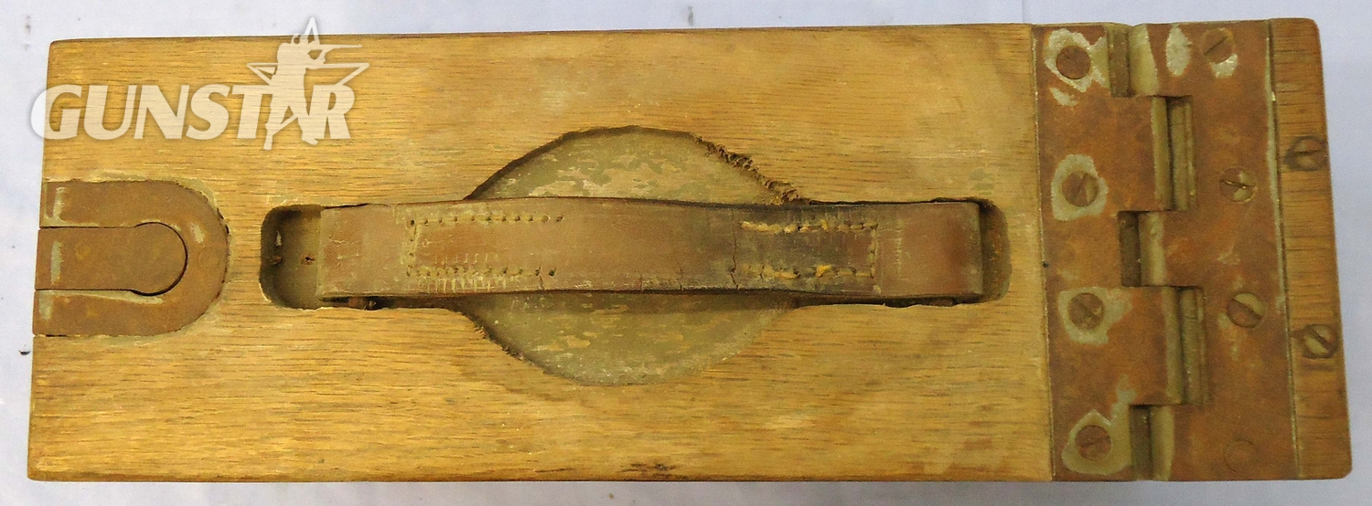This is a rare American WW1 era wooden ammunition box for the American .30 Cal. M1917 Browning machine gun introduced in World War 1. This finger jointed wooden box has a heavy duty steel hinge which is retained by seven steel screws and a steel pin. The  wooden ammunition box for the American .30 Cal. M1917 Browning machine gun introduced in World War 1. This finger jointed wooden box has a heavy duty steel hinge which is retained by seven steel screws and a steel pin. The steel flush mounted spring loade Other Accessory 