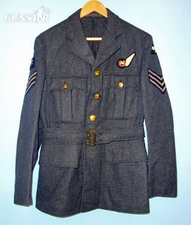 WW2 1945 RAF Sergeant\'s Tunic With Embroidered Air Gunner Badge, Rank Insignia RAF Eagle & Air Gunner & Radio Operator / Mechanic Patch Size 8. U 378. WW2 1945 RAF Sergeant's Tunic With Embroidered Air Gunner Badge, Rank Insignia RAF Eagle & Air Gunner & Radio Operator / Mechanic Patch Size 8. U 378. Clothing in 