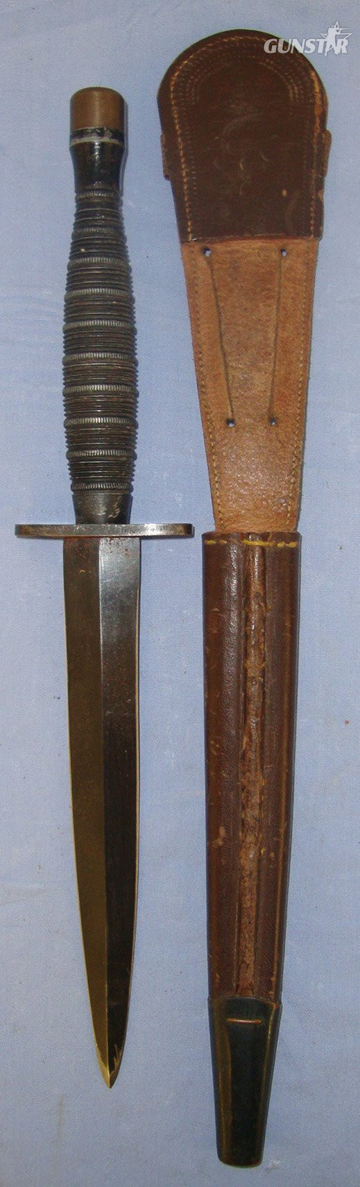  VERY RARE**TEN ROPED RINGS VARIANT**WW2 British Officer’s Private Purchase Ribbed & Roped Alloy Handle Fairbairn Sykes FS Commando Fighting Knife & Scabbard. Sn 21967:3 Knive