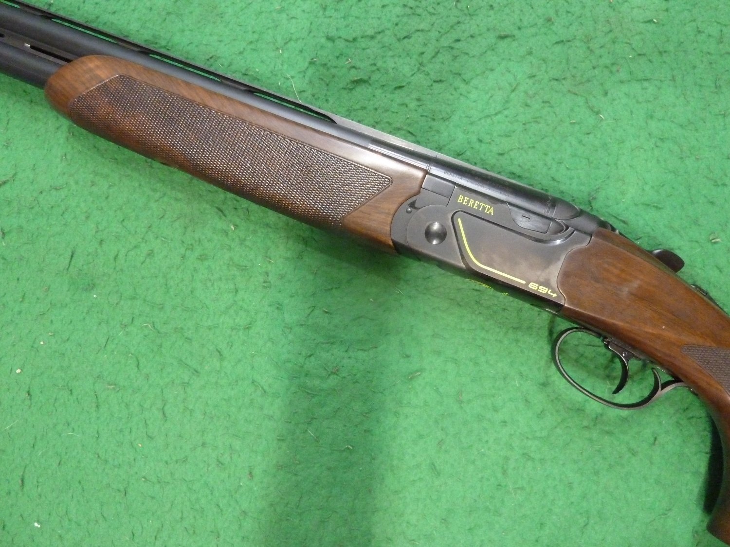  Beretta 694 Black DLC Over and Under 12 Bore/gauge