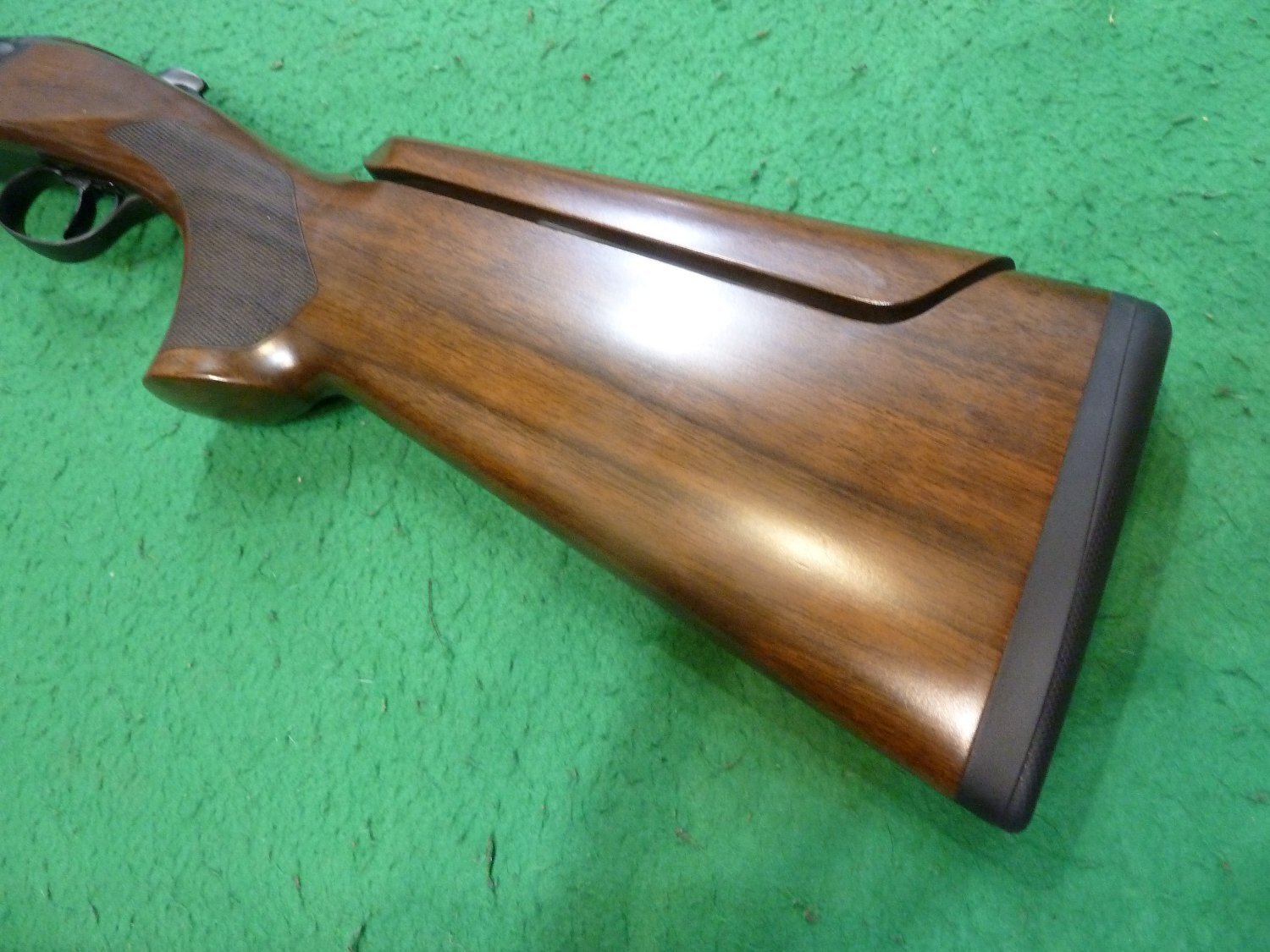 Beretta 694 Black DLC Over and Under 12 Bore/gauge - {CATEGORY} in 