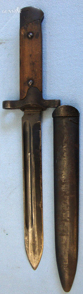 Italian 1891/38 Bayonet & Scabbard. Bayonet in 